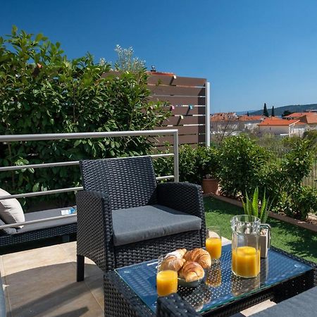 Apartment Tikvarin, Kastel Kambelovac Kaštela Екстериор снимка
