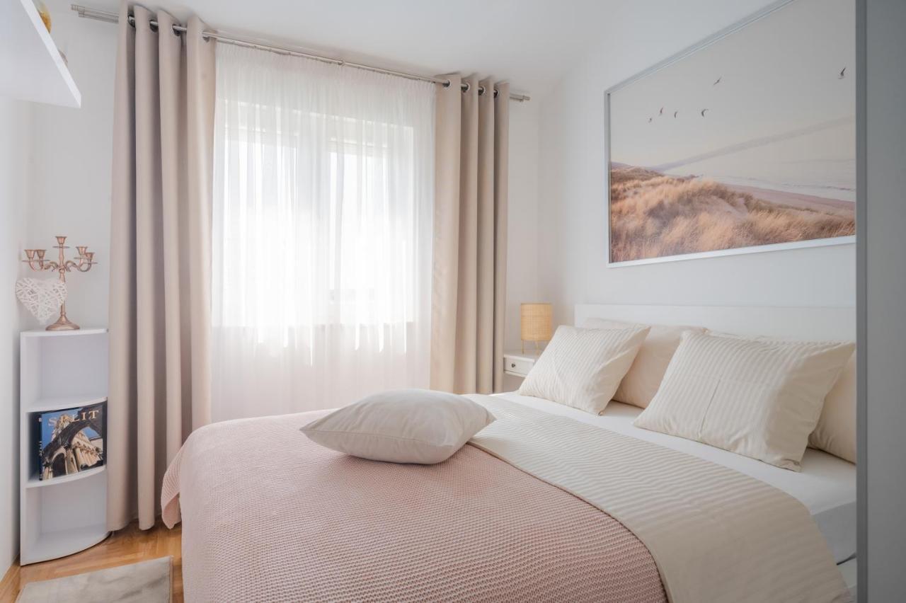 Apartment Tikvarin, Kastel Kambelovac Kaštela Екстериор снимка