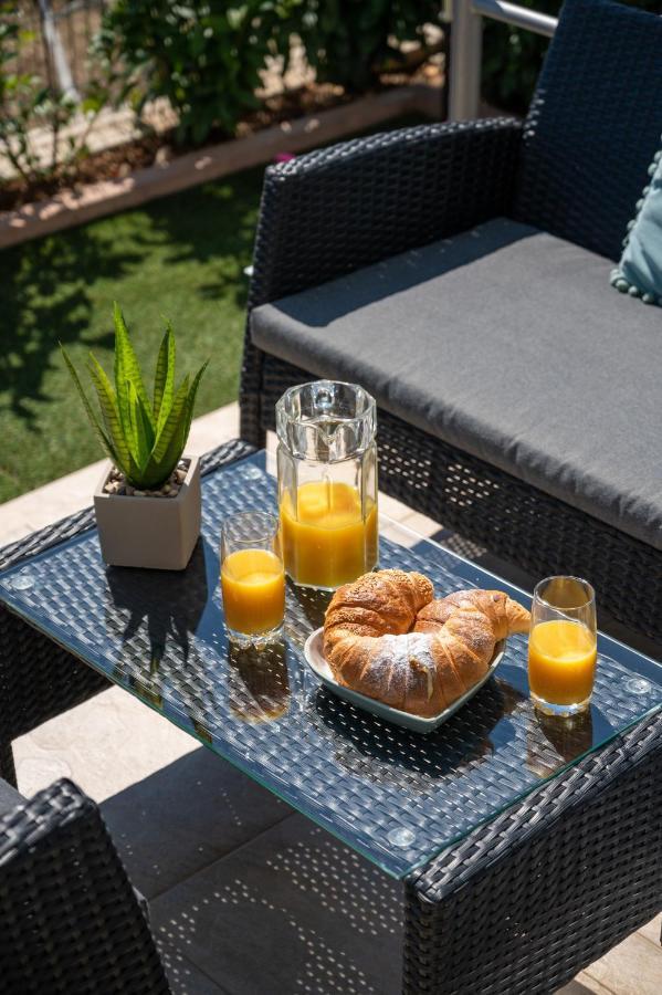 Apartment Tikvarin, Kastel Kambelovac Kaštela Екстериор снимка