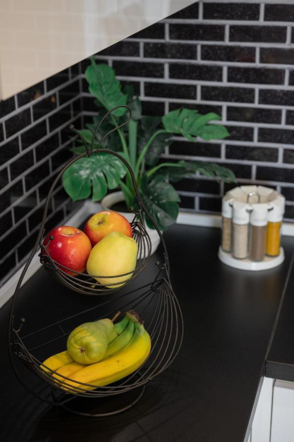 Apartment Tikvarin, Kastel Kambelovac Kaštela Екстериор снимка